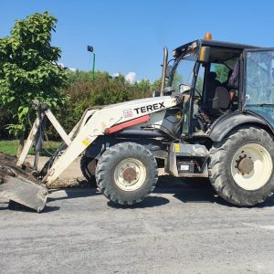 Buldoexcavator Terex 820-0