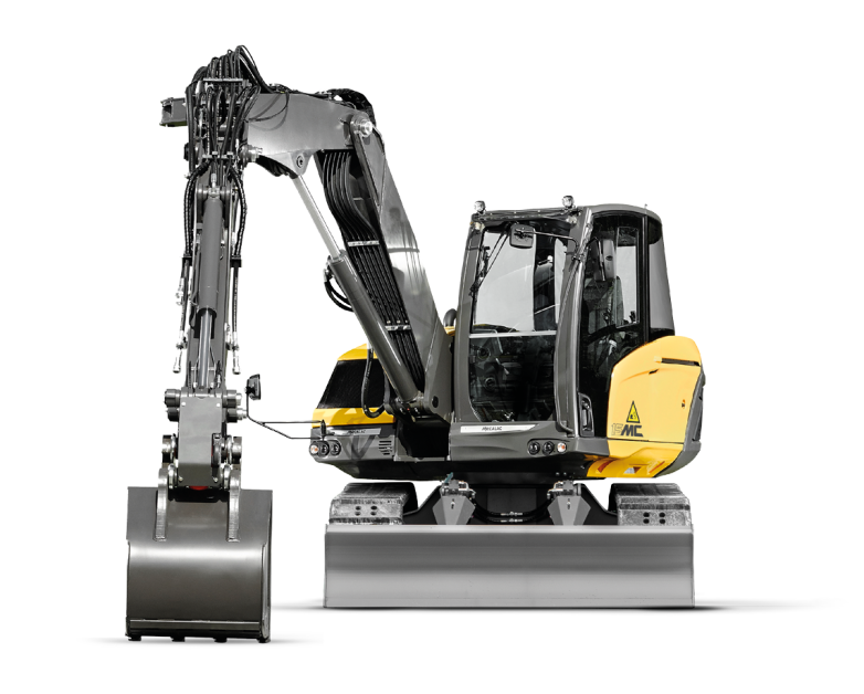 Excavatoare pe senile